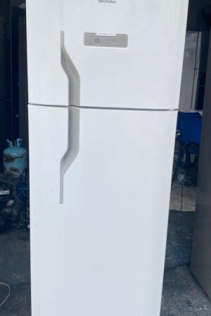 Geladeira Electrolux - Frost Free 220V