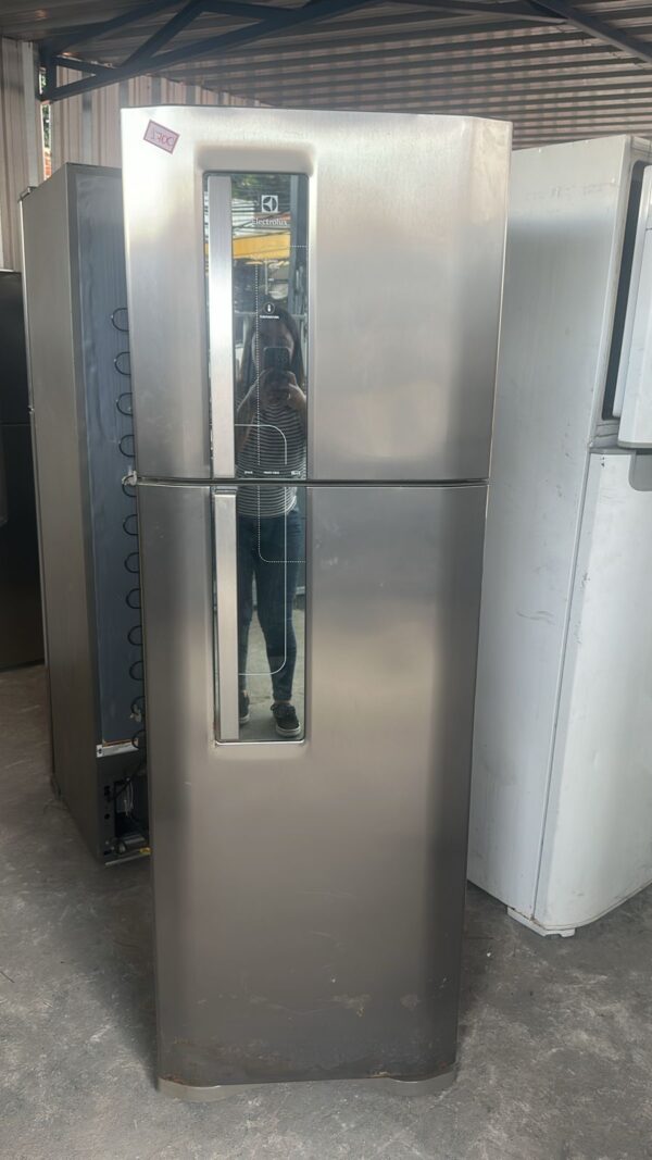 Geladeira Electrolux - 380L - 127Vts - Usada