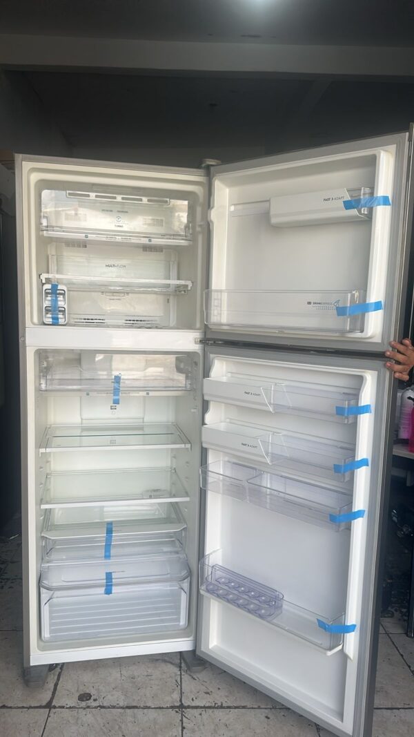 Geladeira Electrolux - 431L - 110Vts - Semi nova - Image 2