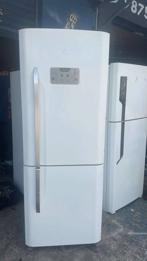 Geladeira Electrolux - 454L - 110Vts - Semi nova